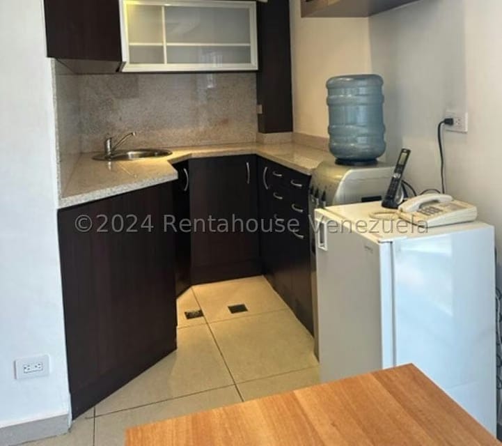 Comercial (Oficina) en Venta en El Rosal, Distrito Metropolitano - 14