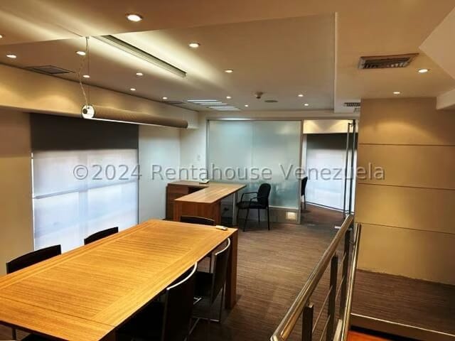 Comercial (Oficina) en Venta en El Rosal, Distrito Metropolitano - 4