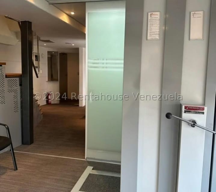 Comercial (Oficina) en Venta en El Rosal, Distrito Metropolitano - 34