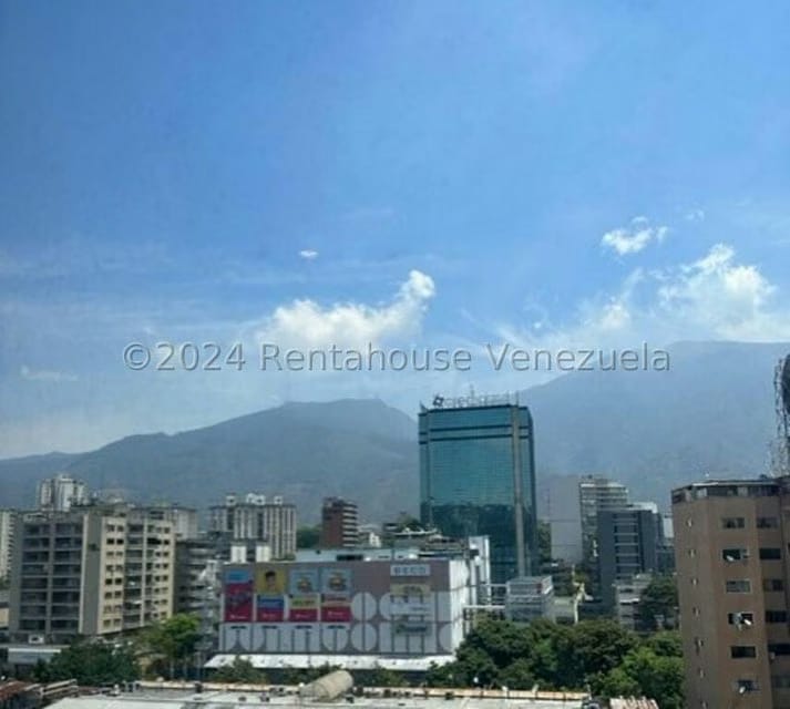 Comercial (Oficina) en Venta en El Rosal, Distrito Metropolitano - 35