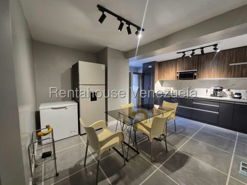Apartamento (1 Nivel) en Venta en El Cigarral, Distrito Metropolitano - 17