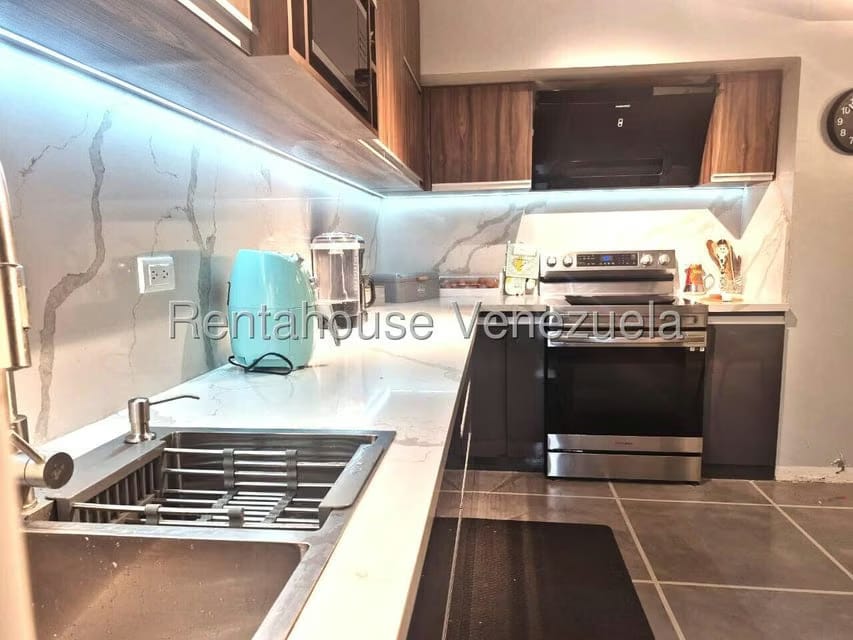Apartamento (1 Nivel) en Venta en El Cigarral, Distrito Metropolitano - 22