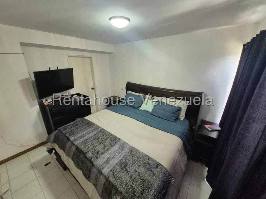 Apartamento (1 Nivel) en Venta en El Cigarral, Distrito Metropolitano - 28