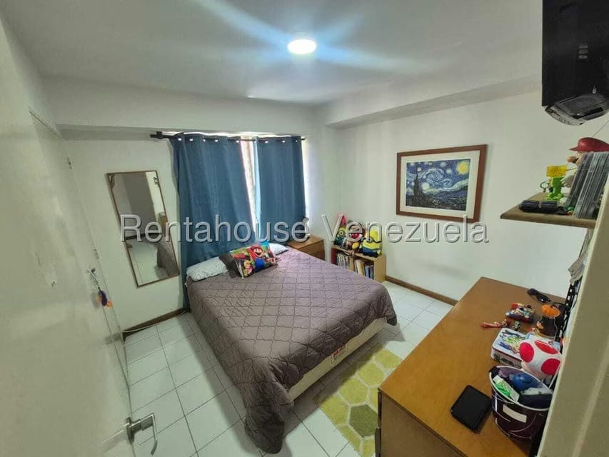 Apartamento (1 Nivel) en Venta en El Cigarral, Distrito Metropolitano - 32