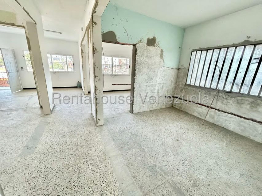 Casa (1 Nivel) en Venta en Zona Este, Lara - 17