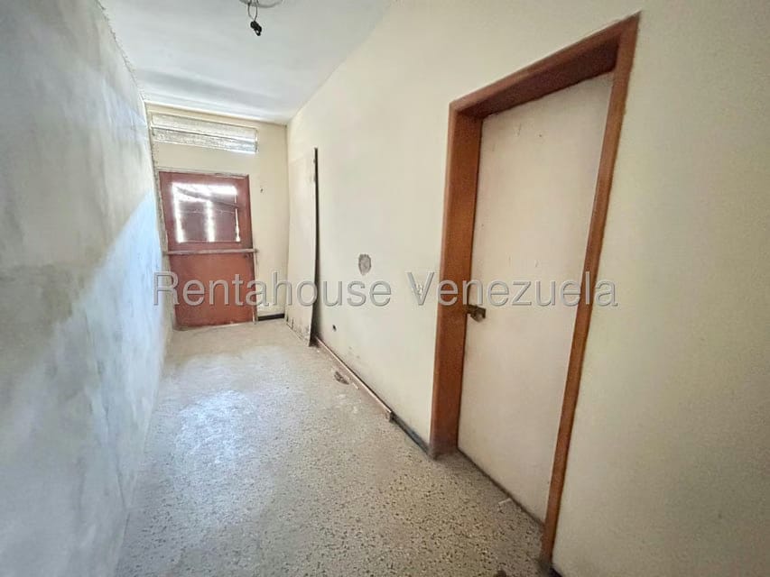 Casa (1 Nivel) en Venta en Zona Este, Lara - 24
