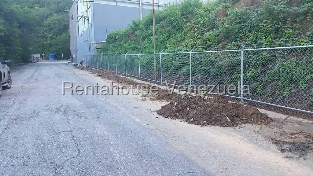Terreno (Comercial) en Venta en Mampote, Miranda - 2