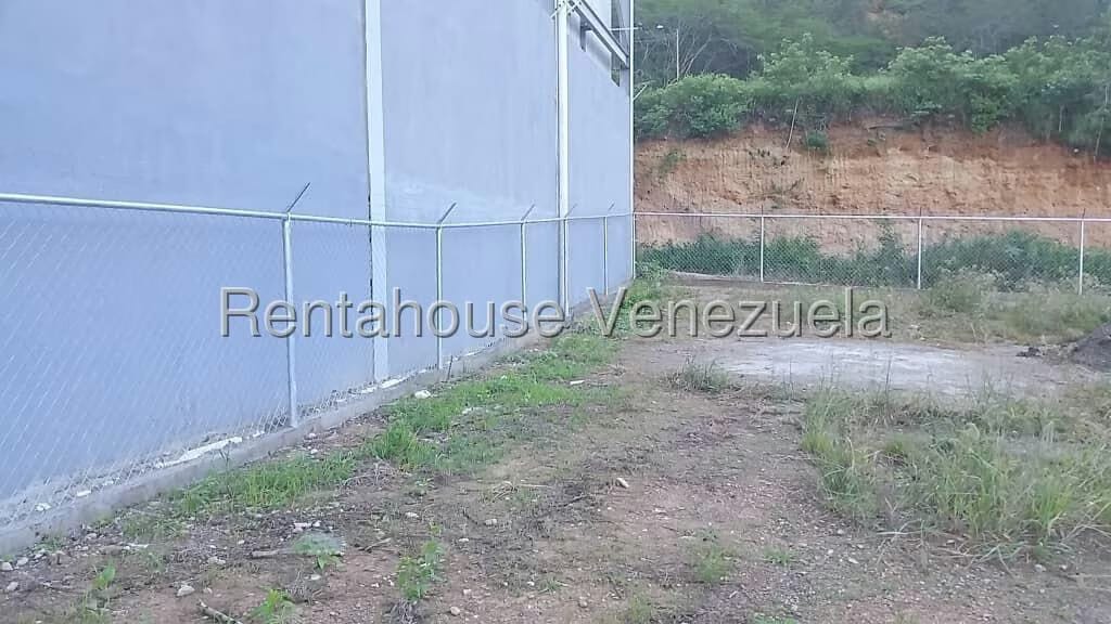 Terreno (Comercial) en Venta en Mampote, Miranda - 3