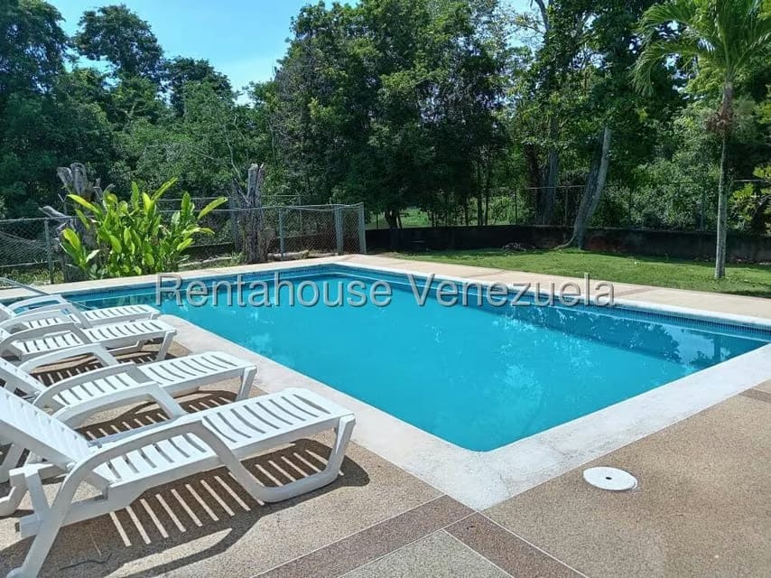 Apartamento (1 Nivel) en Venta en Flor de Mayo, Miranda - 22