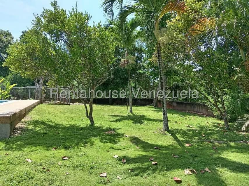 Apartamento (1 Nivel) en Venta en Flor de Mayo, Miranda - 32