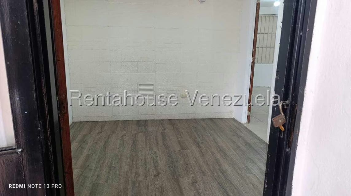 Comercial (Local Comercial) en Alquiler en Colinas de Bello Monte, Distrito Metropolitano - 3