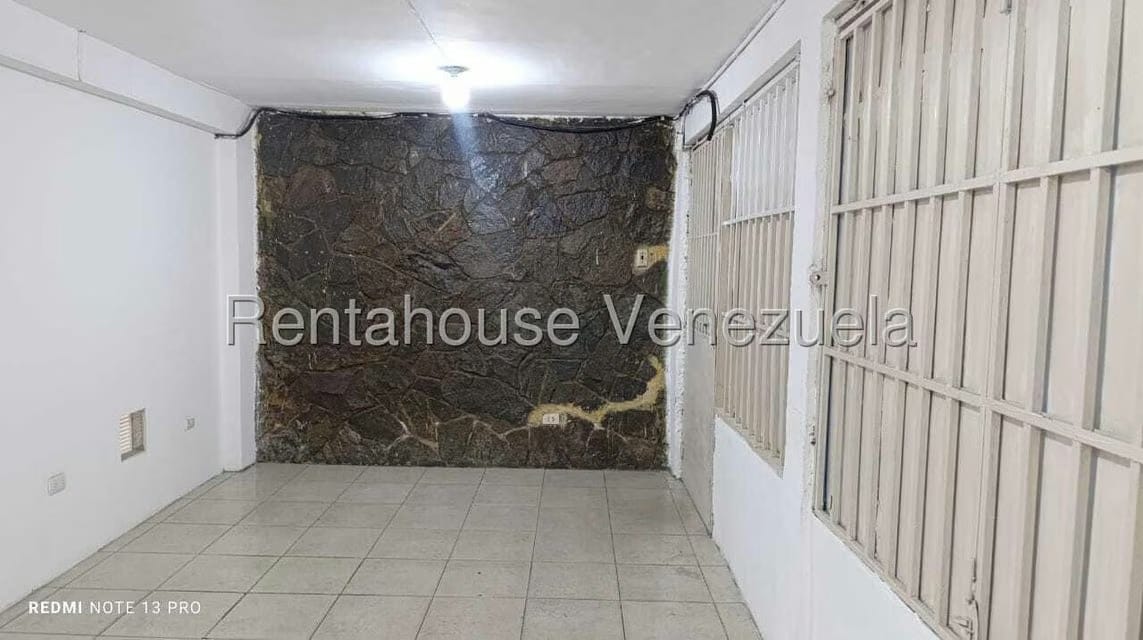 Comercial (Local Comercial) en Alquiler en Colinas de Bello Monte, Distrito Metropolitano - 10