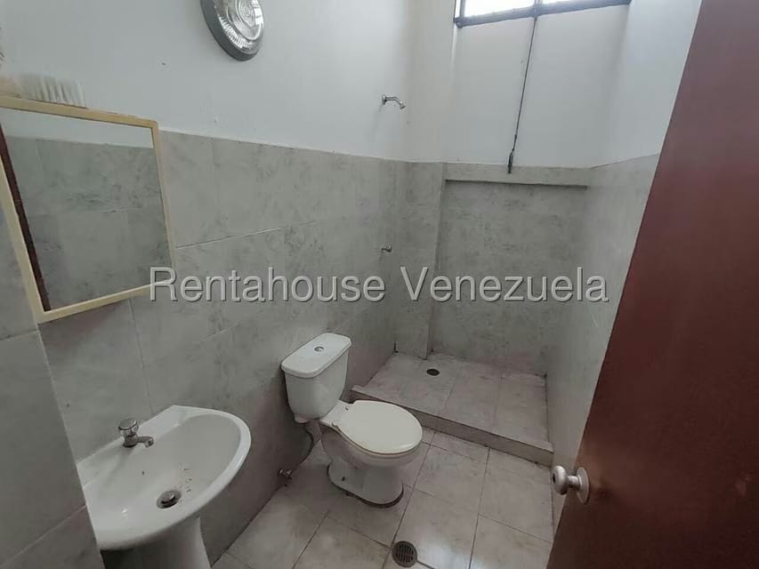Comercial (Local Comercial) en Alquiler en Centro, Aragua - 15