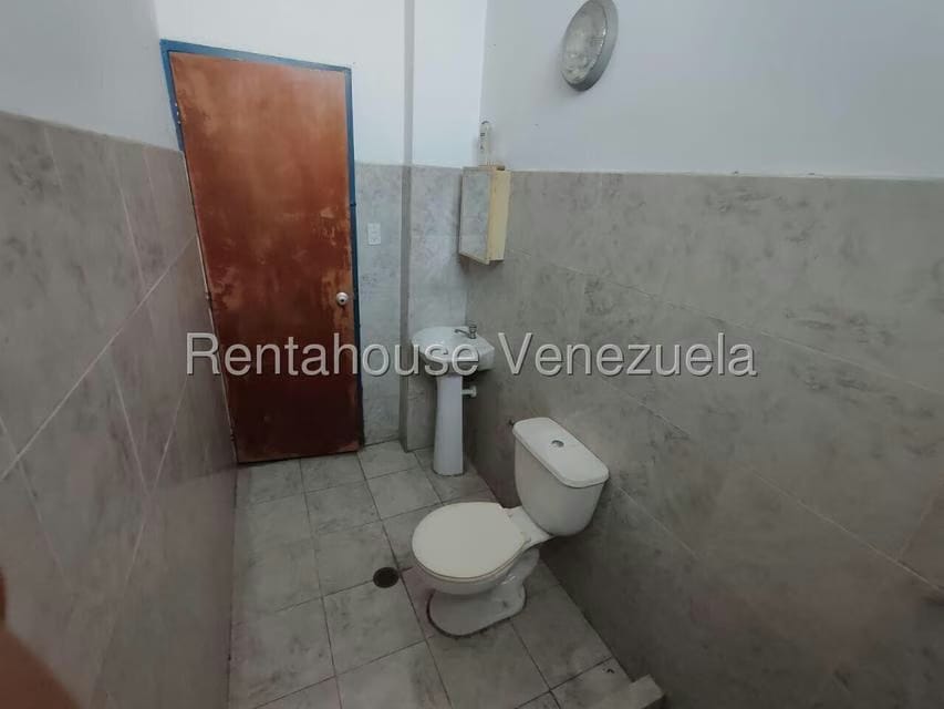 Comercial (Local Comercial) en Alquiler en Centro, Aragua - 16