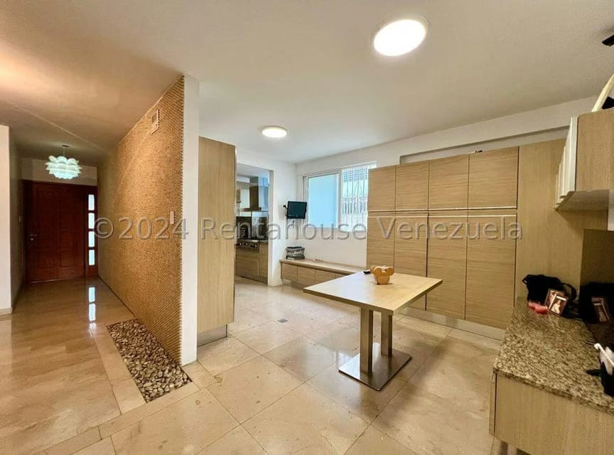 Casa (Multipes Niveles) en Venta en Colinas de Bello Monte, Distrito Metropolitano - 11