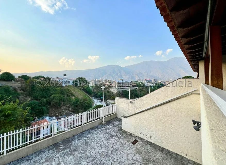 Casa (Multipes Niveles) en Venta en Colinas de Bello Monte, Distrito Metropolitano - 30