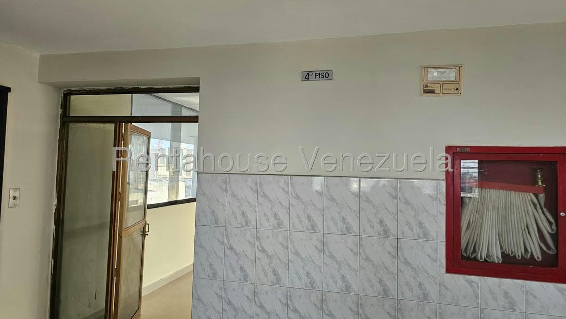 Comercial (Edificio) en Alquiler en Centro, Portuguesa - 18