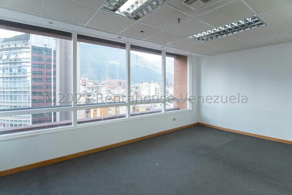 Comercial (Oficina) en Alquiler en Campo Alegre, Distrito Metropolitano - 7