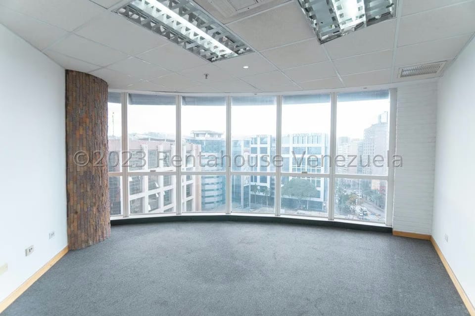 Comercial (Oficina) en Alquiler en Campo Alegre, Distrito Metropolitano - 10