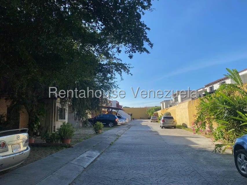 Townhouse (Duplex) en Venta en Monteserino, Carabobo - 40