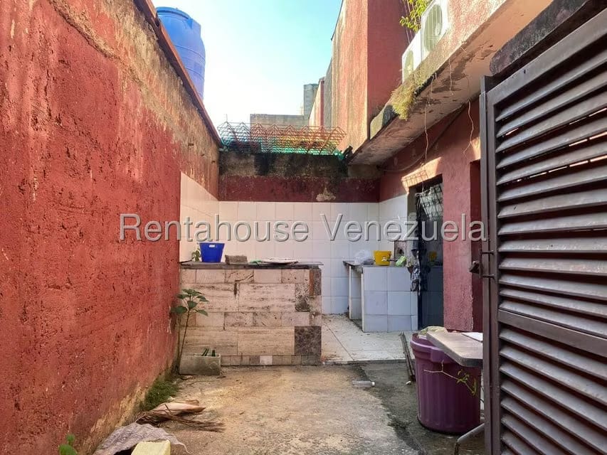 Townhouse (Duplex) en Venta en Monteserino, Carabobo - 46