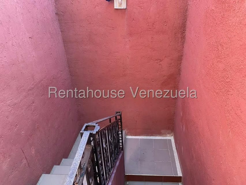 Townhouse (Duplex) en Venta en Monteserino, Carabobo - 9