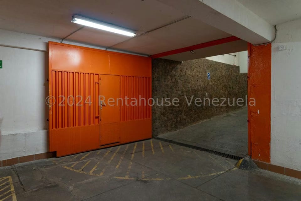 Comercial (Local Comercial) en Venta en La Candelaria, Distrito Metropolitano - 14