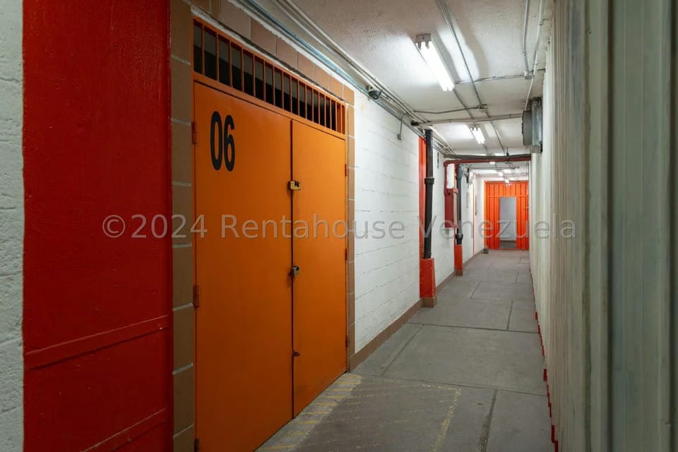 Comercial (Local Comercial) en Venta en La Candelaria, Distrito Metropolitano - 26