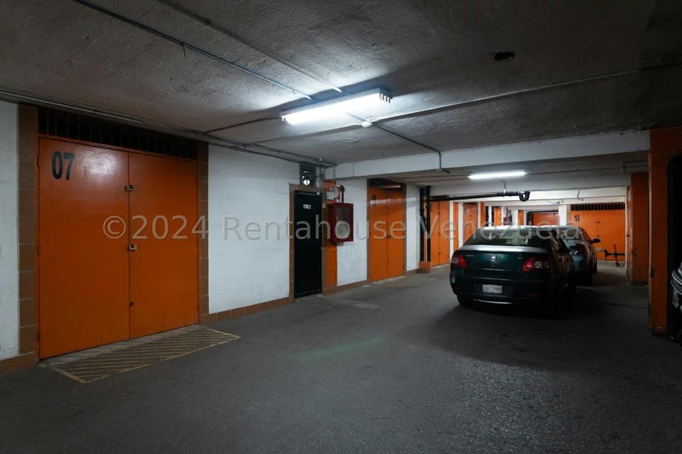 Comercial (Local Comercial) en Venta en La Candelaria, Distrito Metropolitano - 28