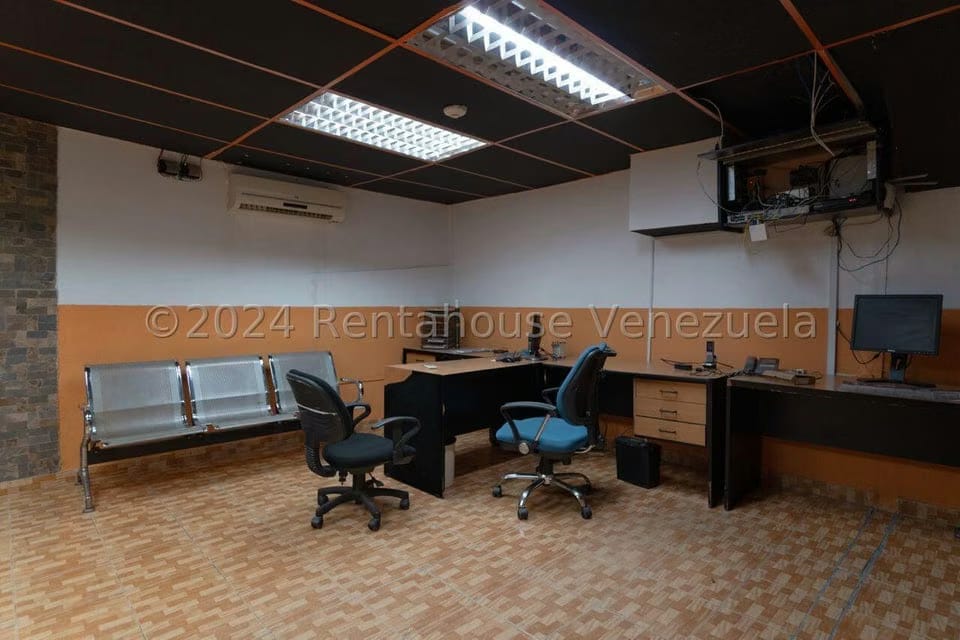 Comercial (Local Comercial) en Venta en La Candelaria, Distrito Metropolitano - 5