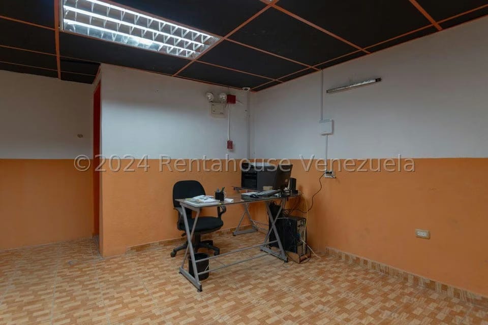 Comercial (Local Comercial) en Venta en La Candelaria, Distrito Metropolitano - 8