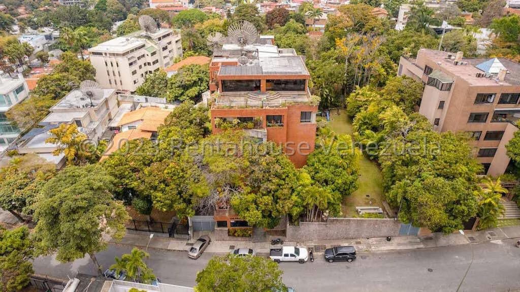 Apartamento (Penthouse) en Venta en Altamira, Distrito Metropolitano - 2
