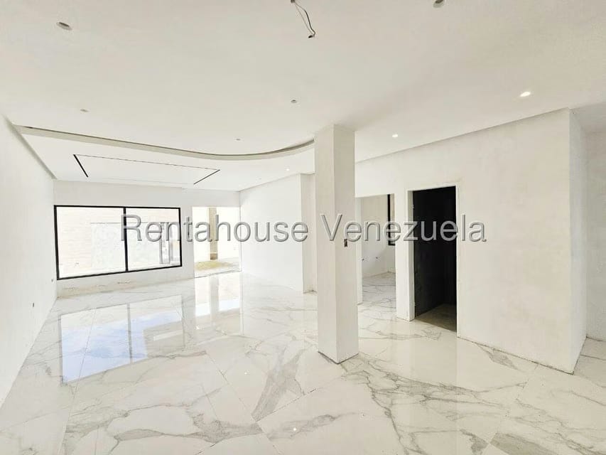 Casa (Multipes Niveles) en Venta en Colinas de Carrizal, Miranda - 14