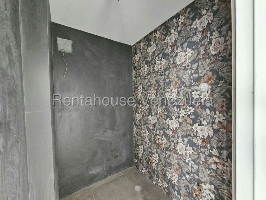 Casa (Multipes Niveles) en Venta en Colinas de Carrizal, Miranda - 15