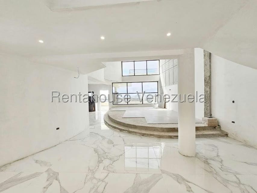 Casa (Multipes Niveles) en Venta en Colinas de Carrizal, Miranda - 17