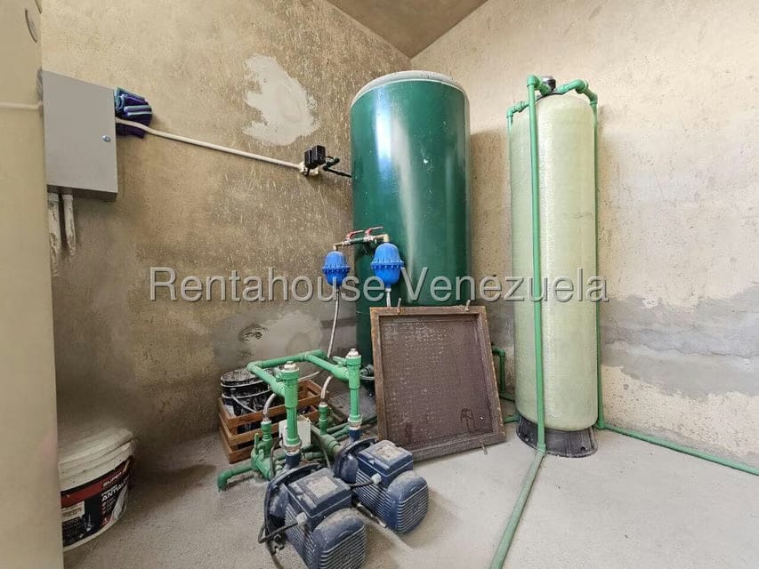 Casa (Multipes Niveles) en Venta en Colinas de Carrizal, Miranda - 31