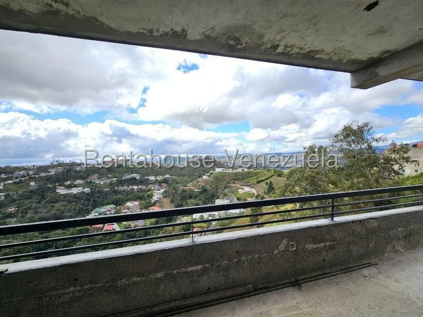 Casa (Multipes Niveles) en Venta en Colinas de Carrizal, Miranda - 32