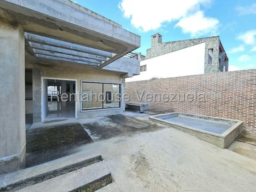 Casa (Multipes Niveles) en Venta en Colinas de Carrizal, Miranda - 5