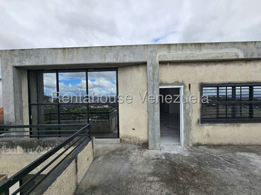 Casa (Multipes Niveles) en Venta en Colinas de Carrizal, Miranda - 44