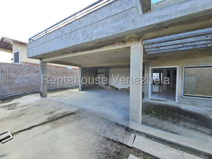 Casa (Multipes Niveles) en Venta en Colinas de Carrizal, Miranda - 6