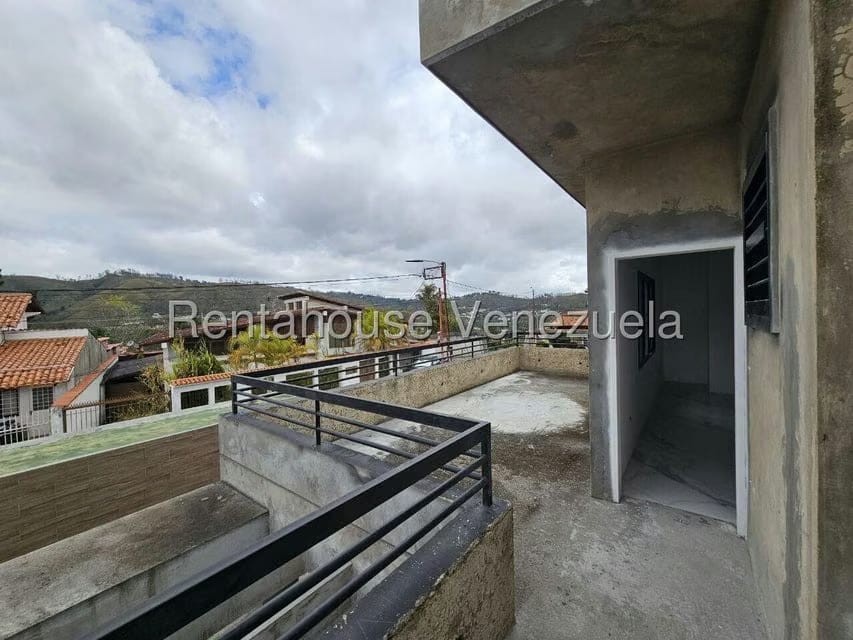 Casa (Multipes Niveles) en Venta en Colinas de Carrizal, Miranda - 60