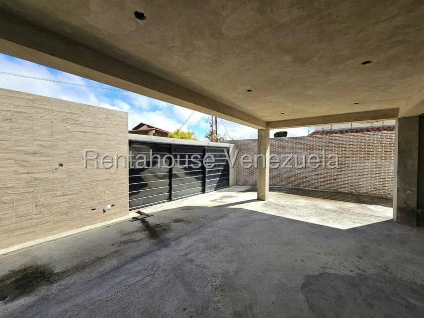 Casa (Multipes Niveles) en Venta en Colinas de Carrizal, Miranda - 7