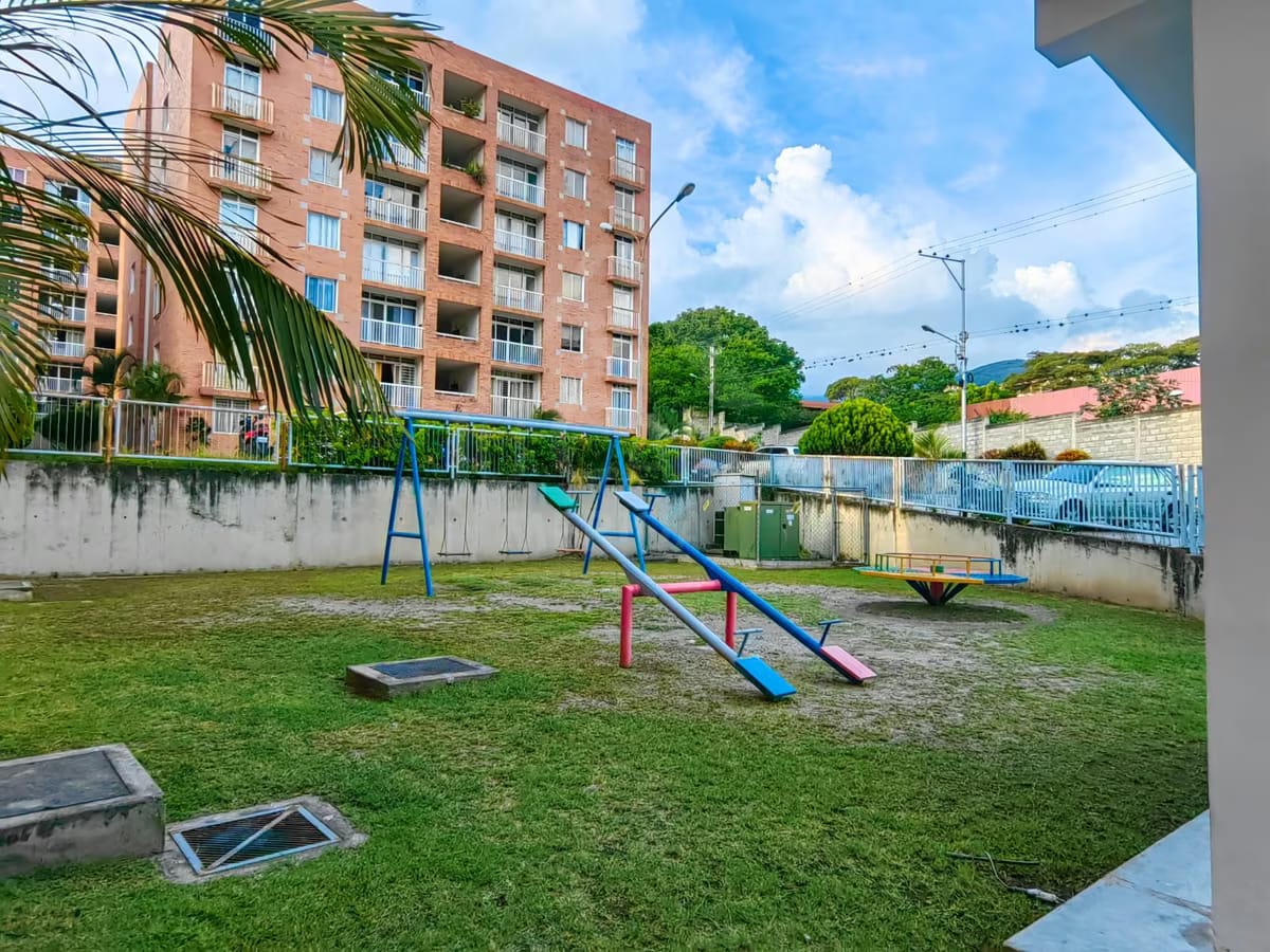 Apartamento en Venta - Res. Campo Alegre - Av. Centenario - Ejido - Estado Mérida - 8