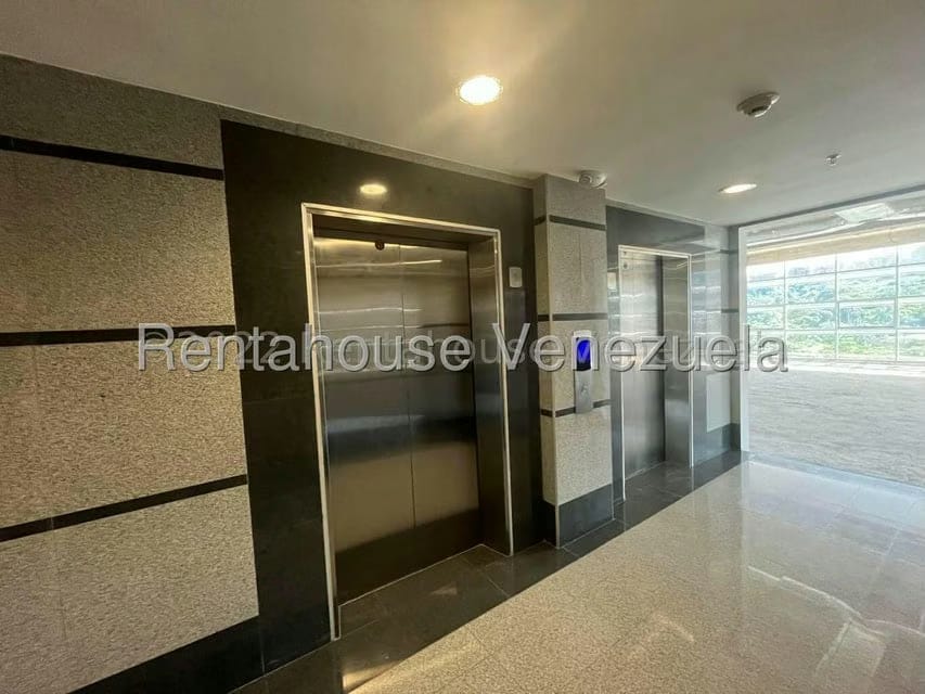 Comercial (Oficina) en Alquiler en Las Mercedes, Distrito Metropolitano - 12