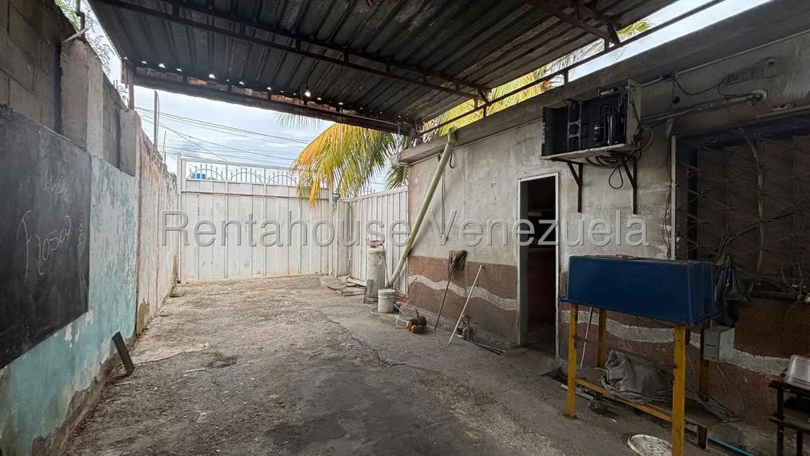 Casa (1 Nivel) en Venta en Zona Oeste, Lara - 12