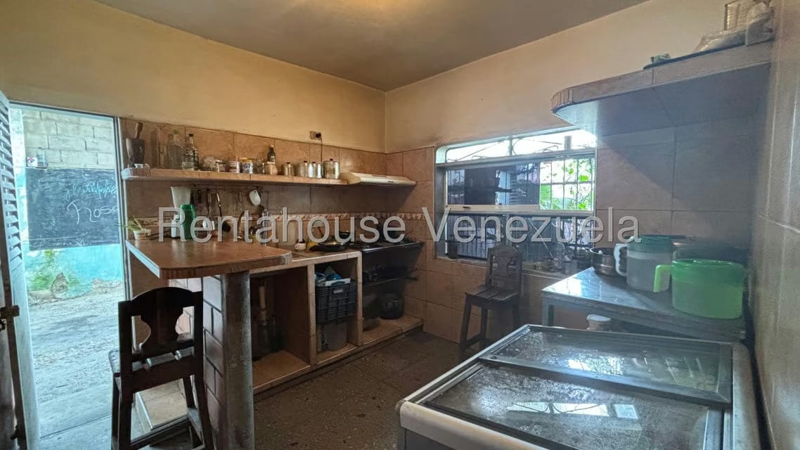 Casa (1 Nivel) en Venta en Zona Oeste, Lara - 9