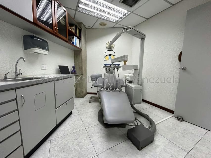 Comercial (Consultorio Medico) en Alquiler en Santa Paula, Distrito Metropolitano - 13