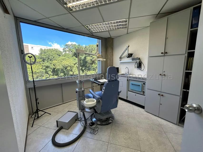 Comercial (Consultorio Medico) en Alquiler en Santa Paula, Distrito Metropolitano - 6