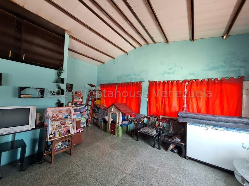 Casa (Multipes Niveles) en Venta en Lourdes, Aragua - 13