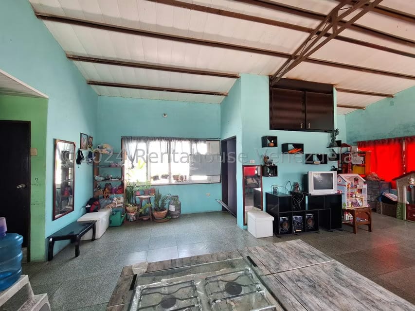 Casa (Multipes Niveles) en Venta en Lourdes, Aragua - 31